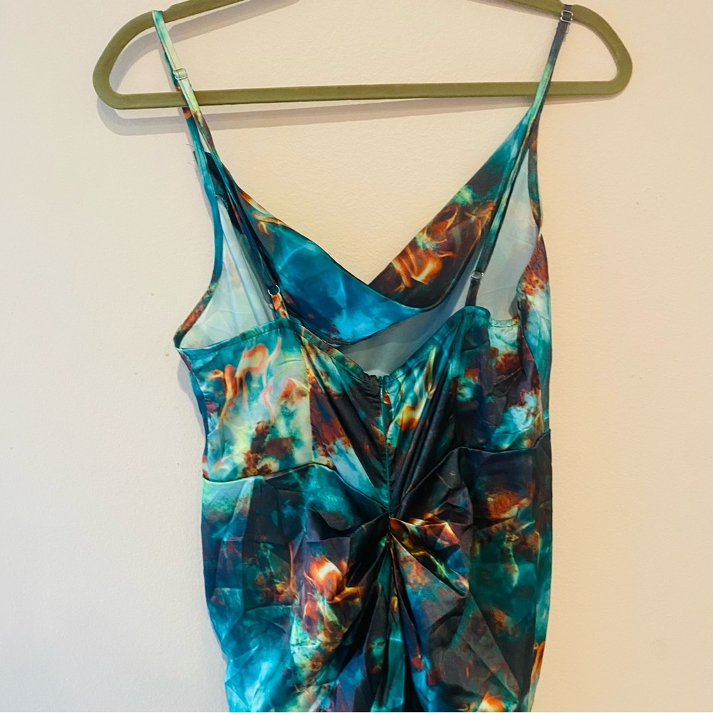 PRETTYLITTLETHING SATIN TEAL GREN BLUE SLEEVELESS COWL NECK MIDI DRESS SIZE 8 - Picture 5 of 8